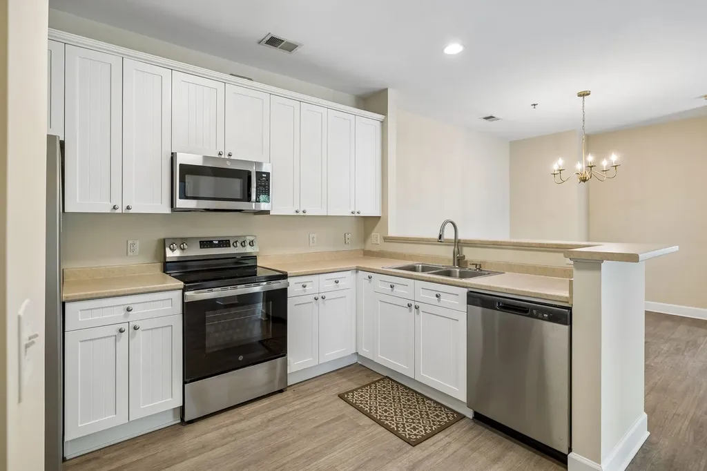 7005 Lenox Village Drive Nashville TN 37211