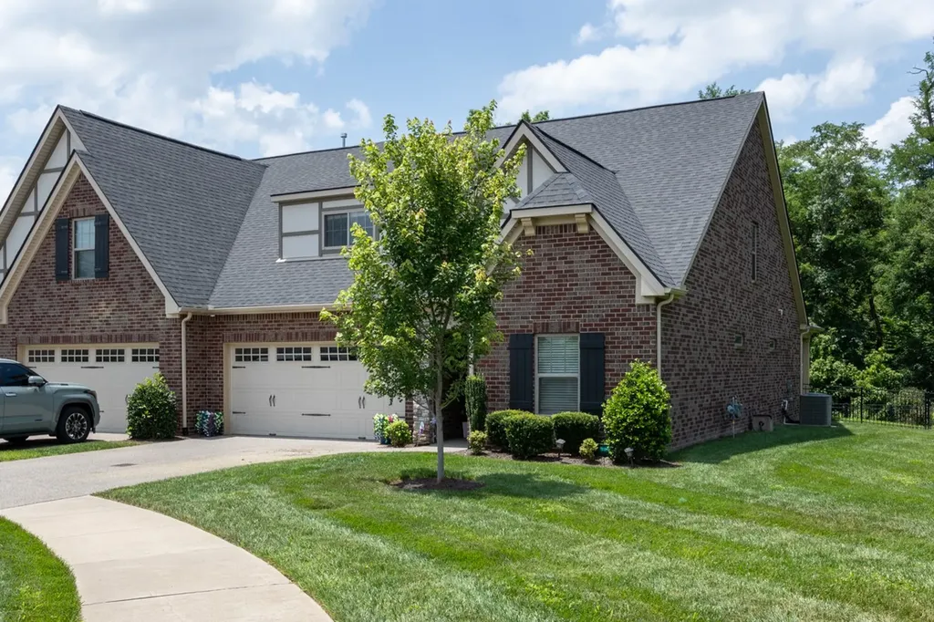 1811 Ravenwood Court Lebanon TN 37090