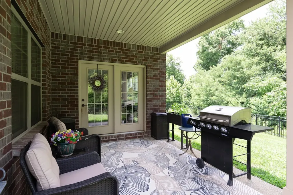 1811 Ravenwood Court Lebanon TN 37090
