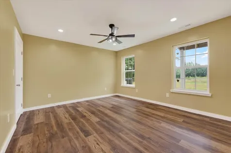 776 Norris Hollow Road Vanleer TN 37181