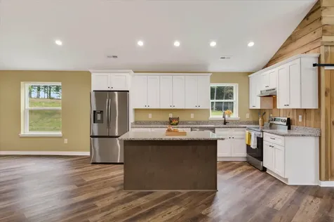 776 Norris Hollow Road Vanleer TN 37181