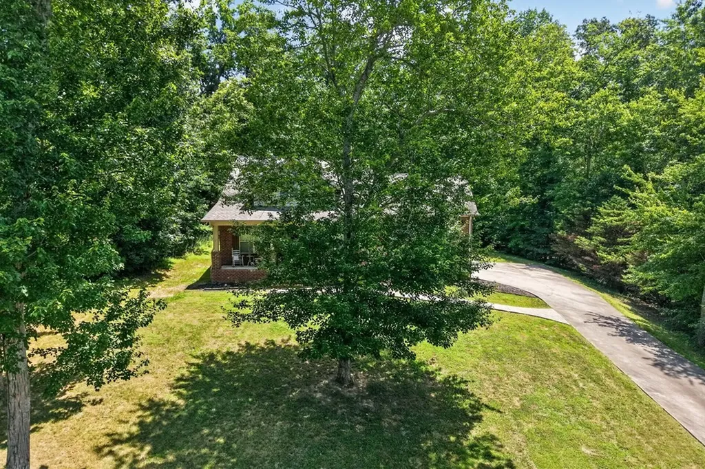 7117 Coleman Circle Baxter TN 38544