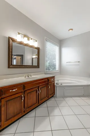 44 S Links Drive Ringgold GA 30736