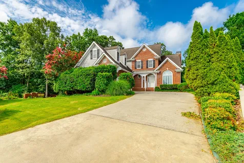 44 S Links Drive Ringgold GA 30736