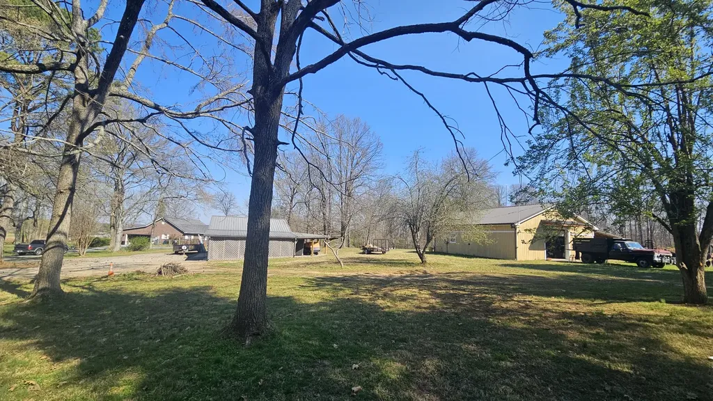 2769 New Hall Road Greenbrier TN 37073