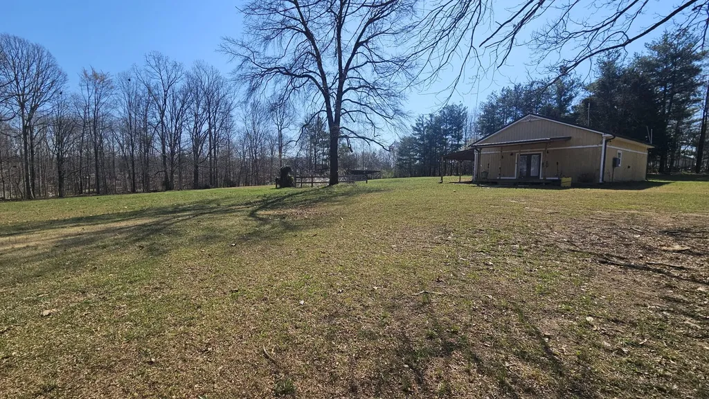 2769 New Hall Road Greenbrier TN 37073