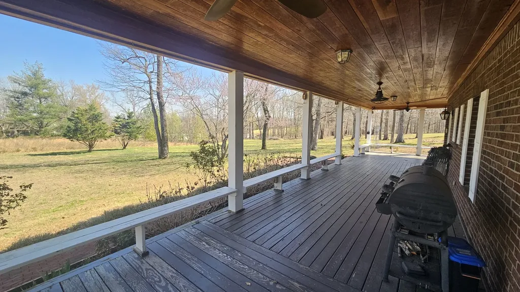 2769 New Hall Road Greenbrier TN 37073