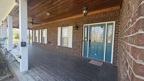 2769 New Hall Road Greenbrier TN 37073