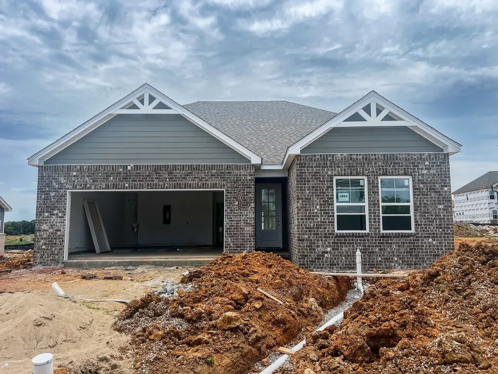 2011 Bennett Creek Drive Columbia TN 38401