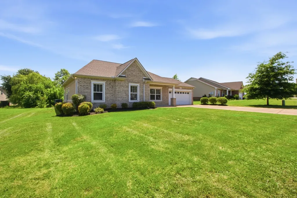 2007 Sparrow Street Spring Hill TN 37174