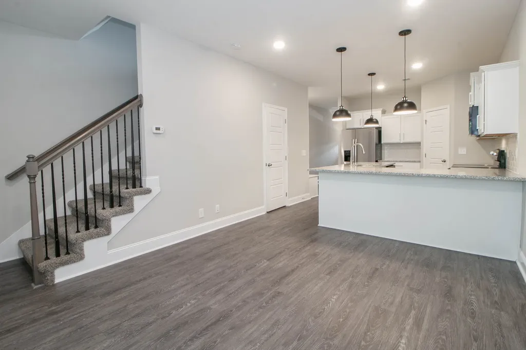 220 Drayton Drive #B Clarksville TN 37042