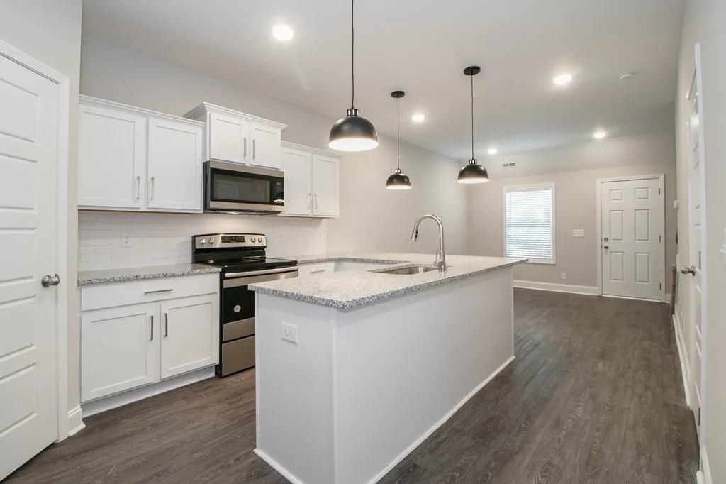 220 Drayton Drive #B Clarksville TN 37042