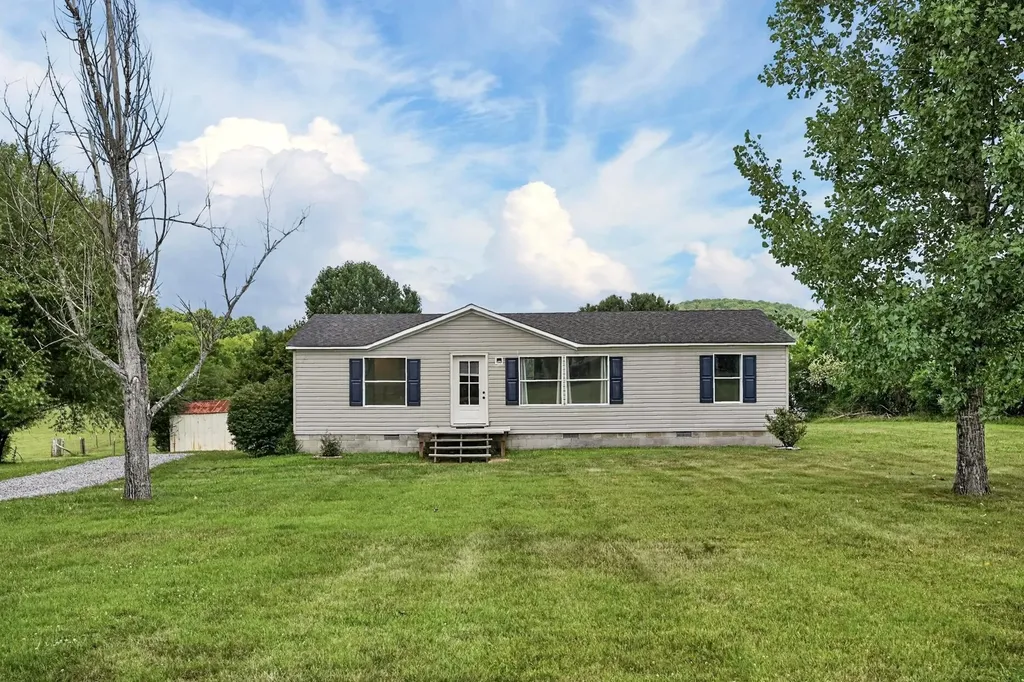 6 Preston Lane Elmwood TN 38560