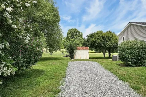 6 Preston Lane Elmwood TN 38560