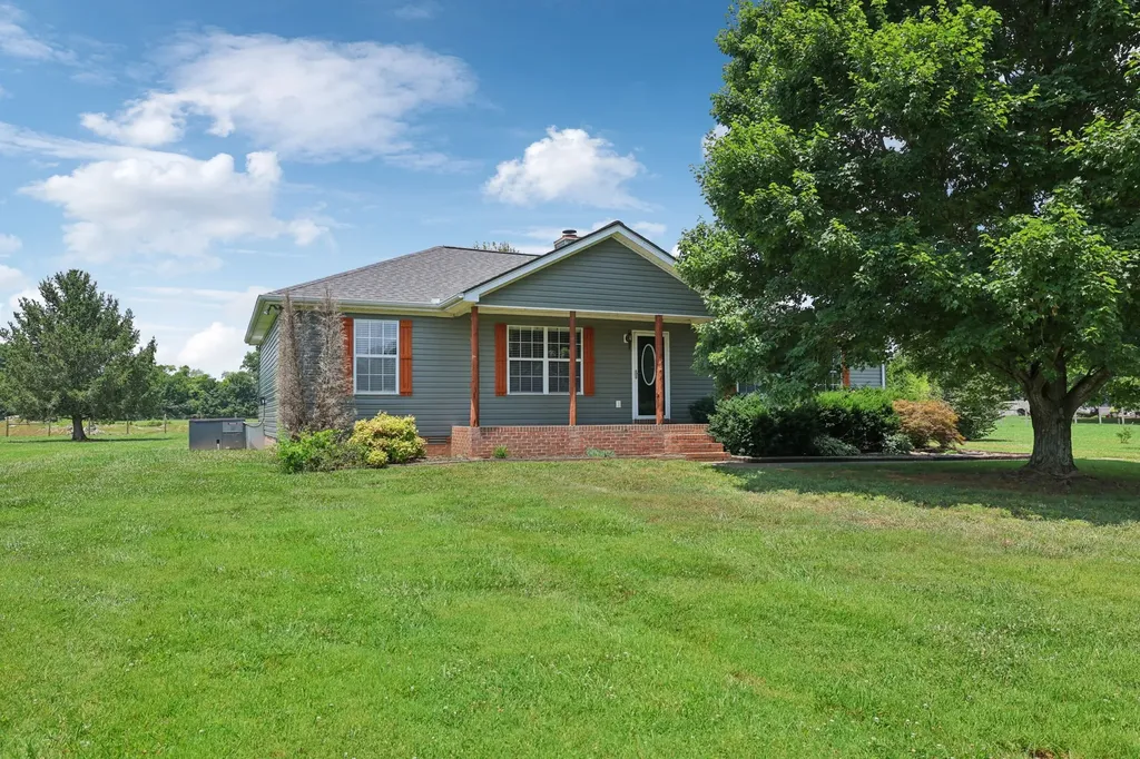 1812 Golden Valley Drive Christiana TN 37037