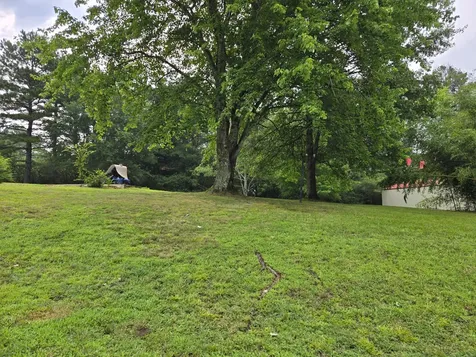 90 Wren Avenue Camden TN 38320
