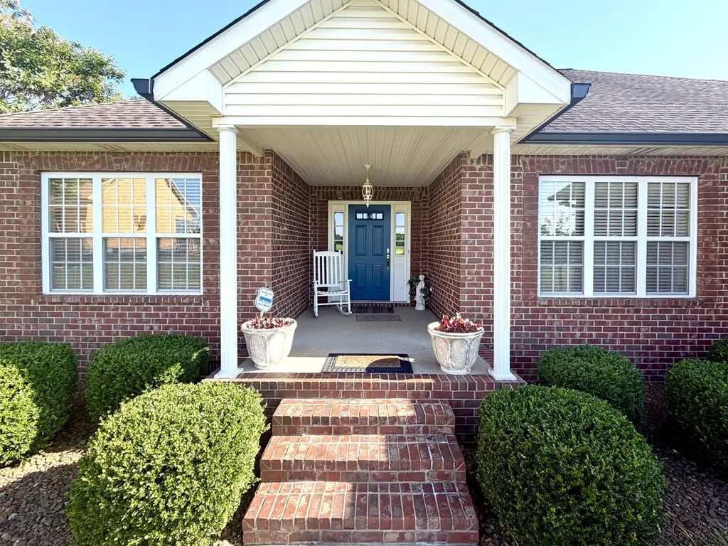 419 W Hester Road Cottontown TN 37048