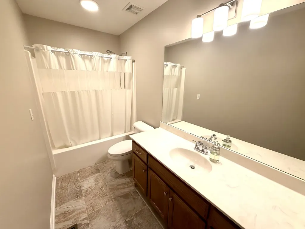 419 W Hester Road Cottontown TN 37048