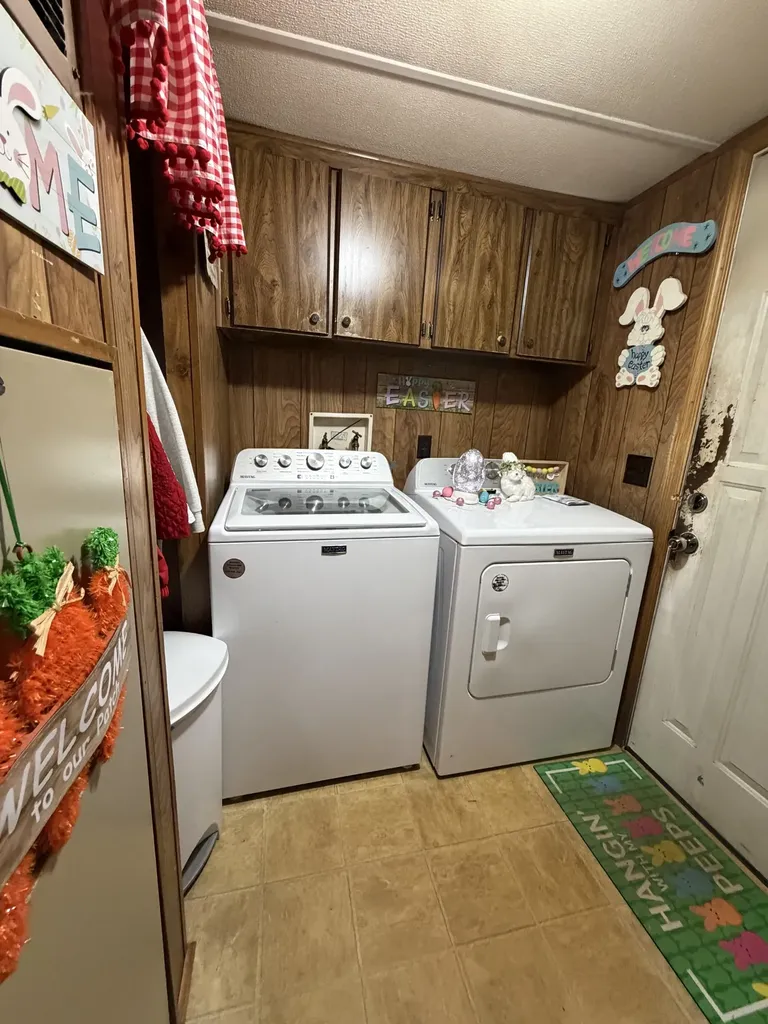 128 Hood Road Cottontown TN 37048