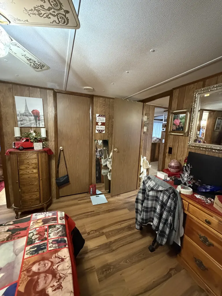 128 Hood Road Cottontown TN 37048
