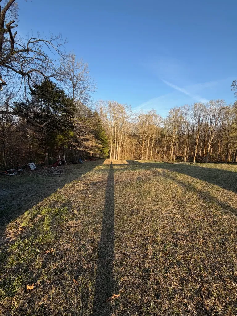 128 Hood Road Cottontown TN 37048