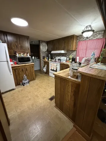128 Hood Road Cottontown TN 37048