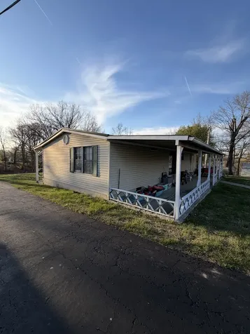 128 Hood Road Cottontown TN 37048