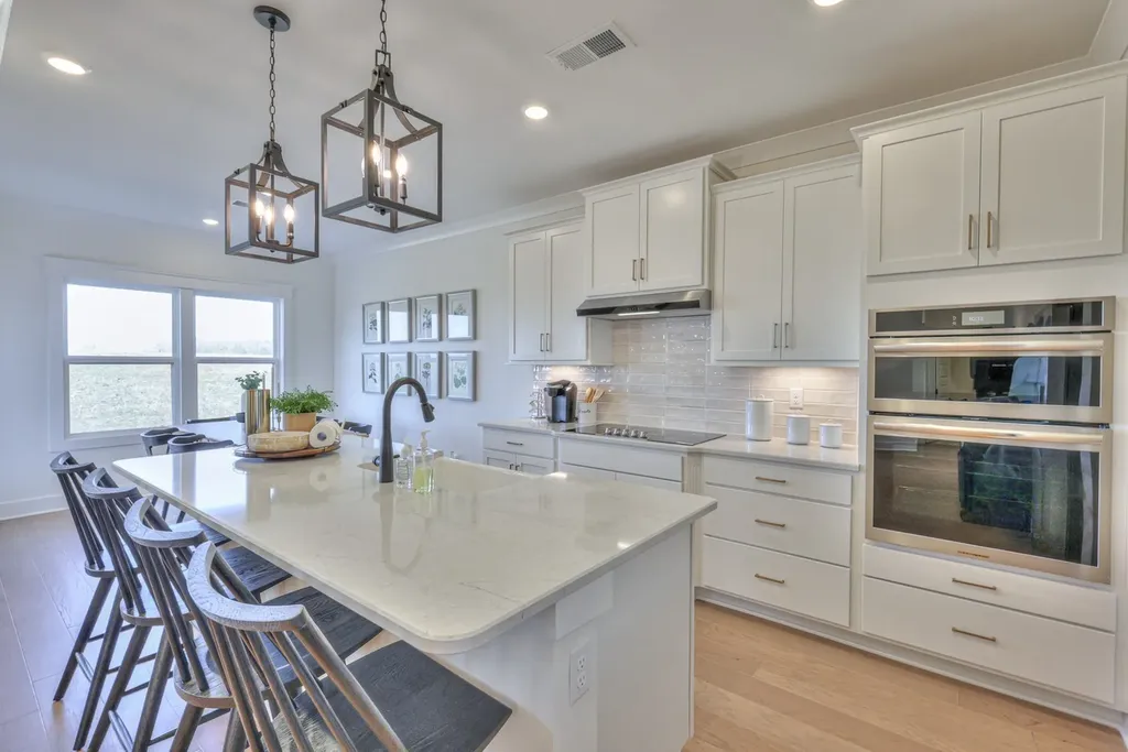 1041 Bluestem Road Columbia TN 38401