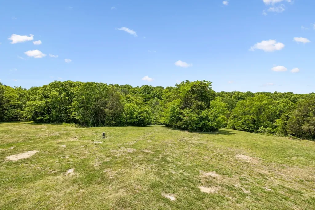 2064 Roberts Road Watertown TN 37184