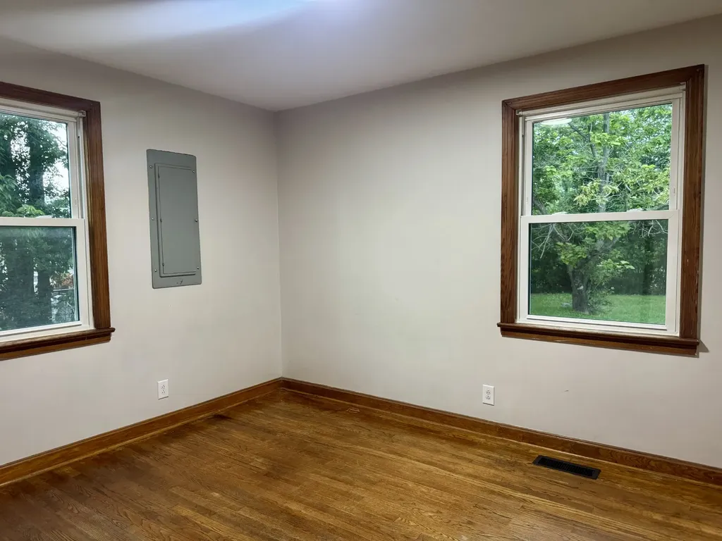 2708 Highway 41, S Greenbrier TN 37073