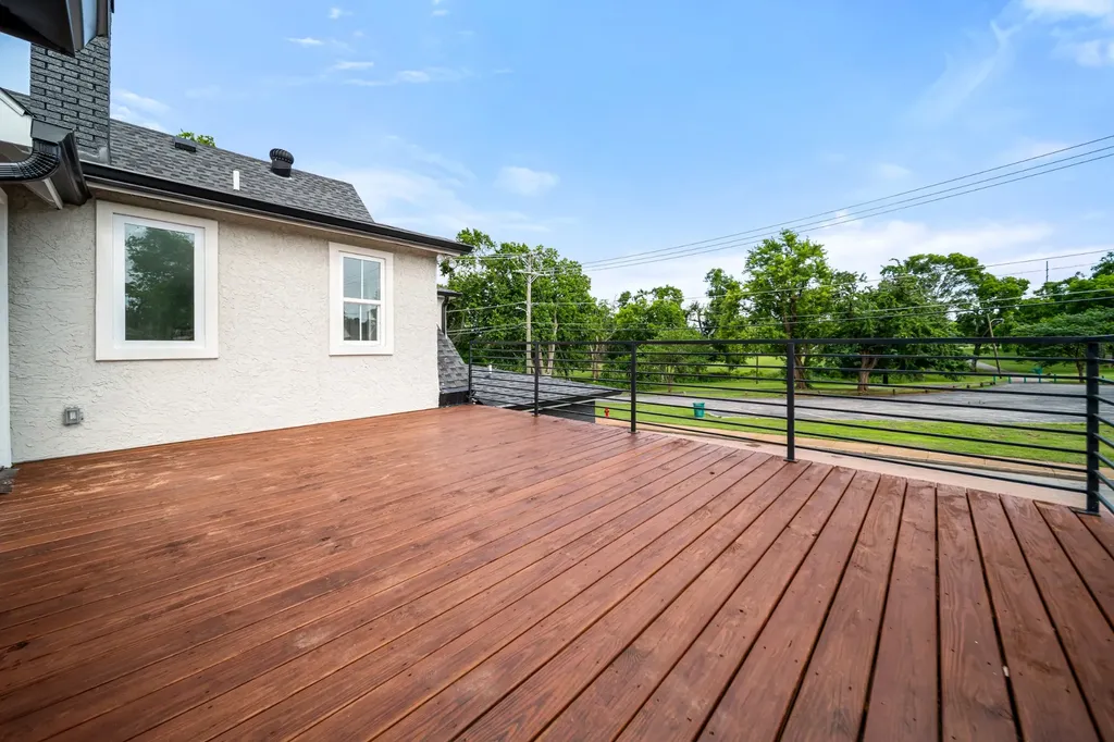 1021 31st Ave, N Nashville TN 37209