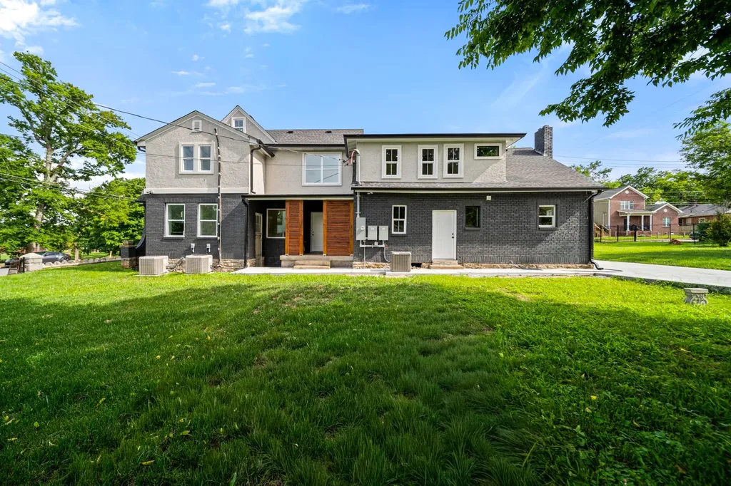 1021 31st Ave, N Nashville TN 37209