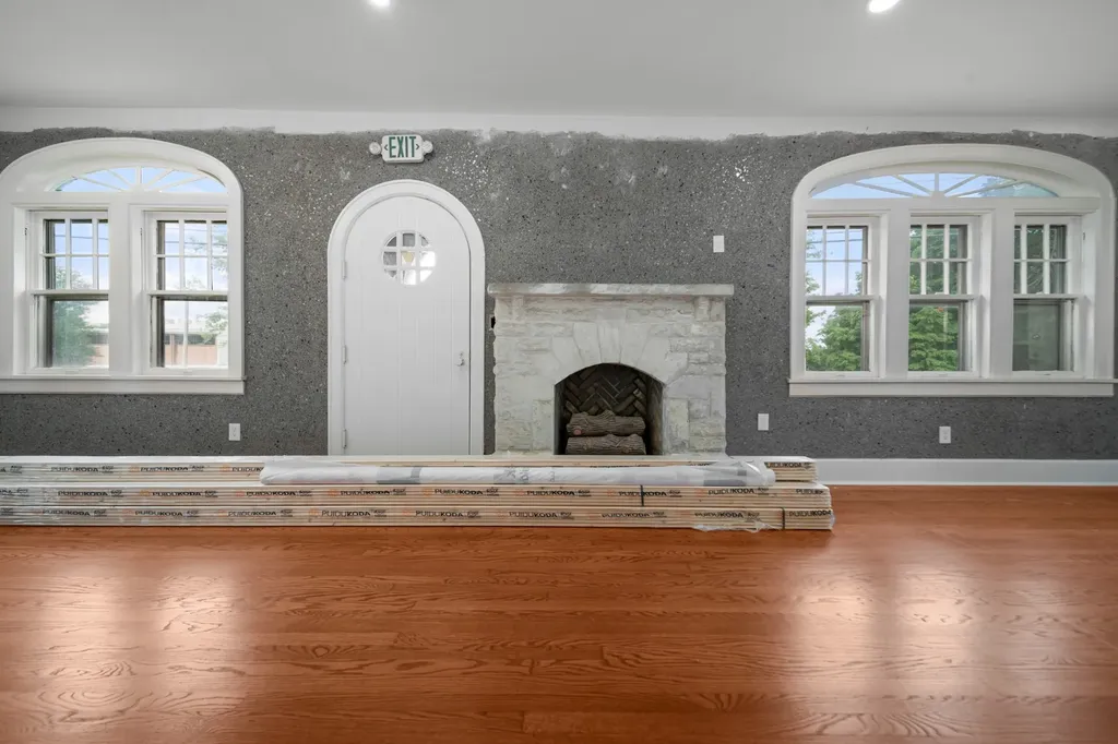 1021 31st Ave, N Nashville TN 37209