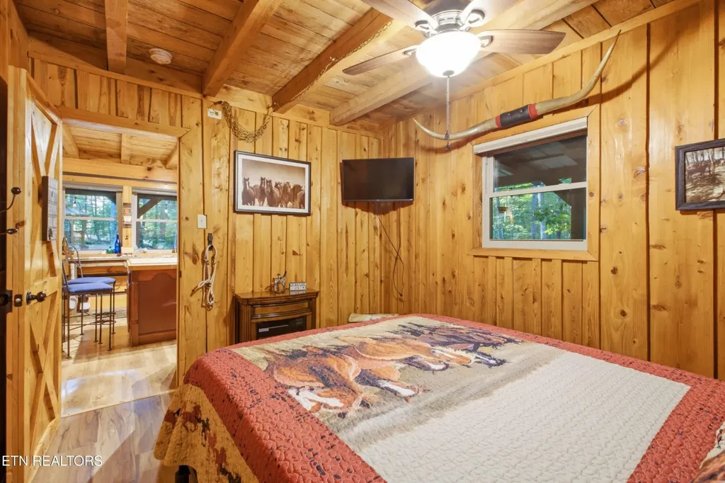 784 Wilderness Trail Oneida TN 37841