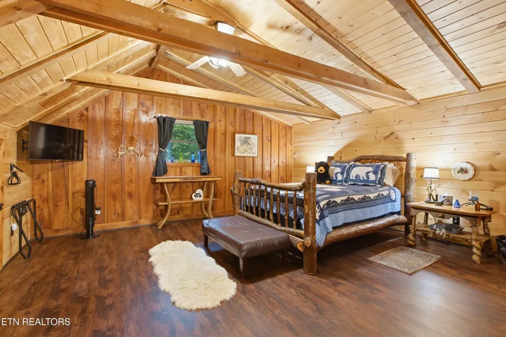 784 Wilderness Trail Oneida TN 37841