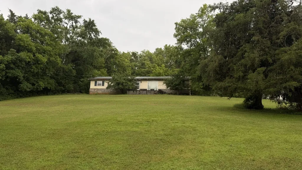 1103 Cartwright Cir, N Goodlettsville TN 37072