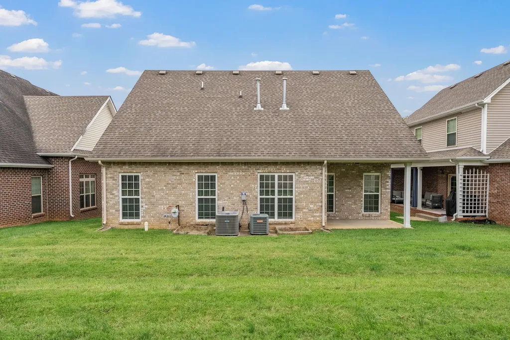 268 Turnberry Circle Clarksville TN 37043