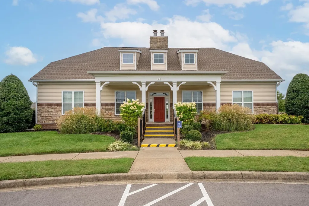 268 Turnberry Circle Clarksville TN 37043