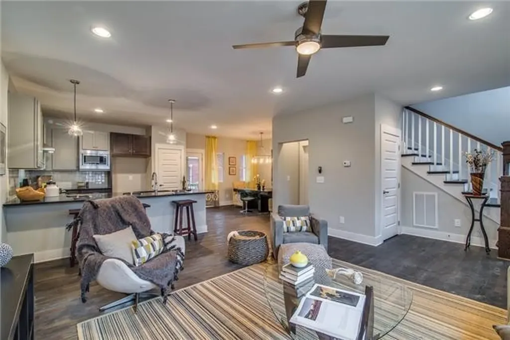 902 Smiley Street Nashville TN 37206