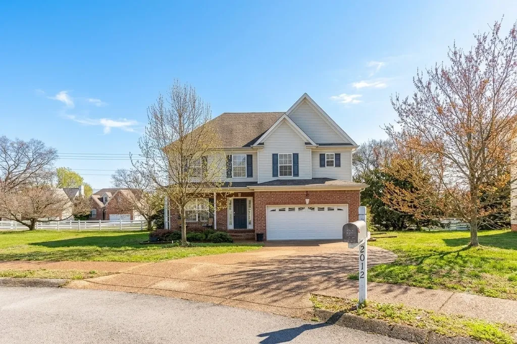 2012 Trenton Drive Spring Hill TN 37174