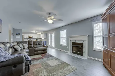 2012 Trenton Drive Spring Hill TN 37174