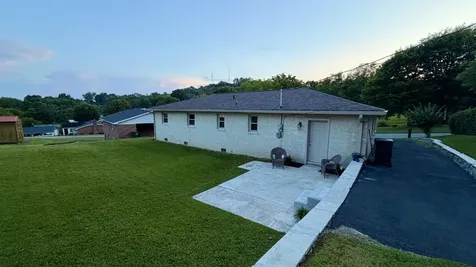 1025 N 3rd Street Pulaski TN 38478