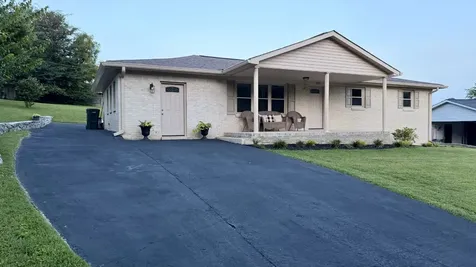1025 N 3rd Street Pulaski TN 38478