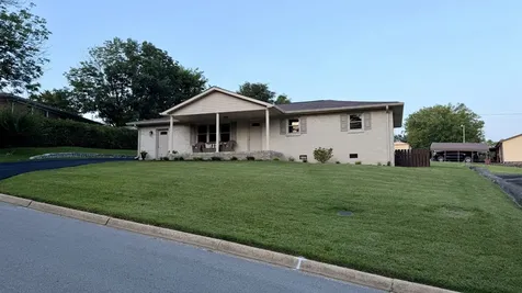 1025 N 3rd Street Pulaski TN 38478