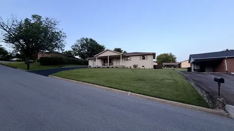 1025 N 3rd Street Pulaski TN 38478