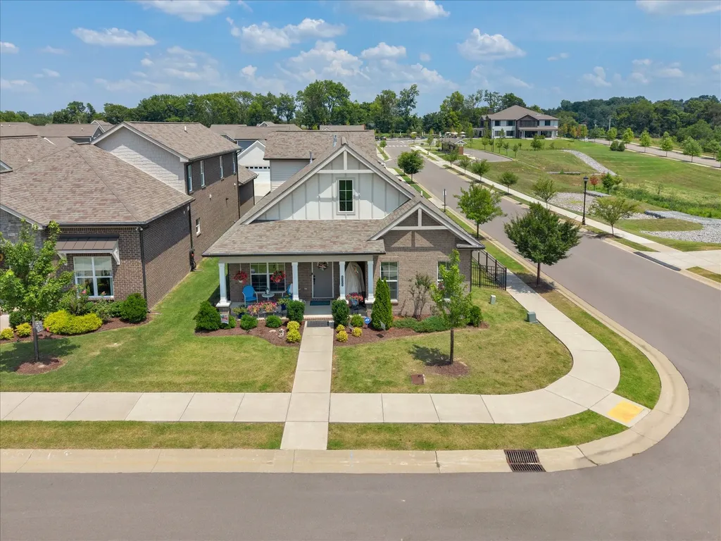 6300 York Drive Hermitage TN 37076