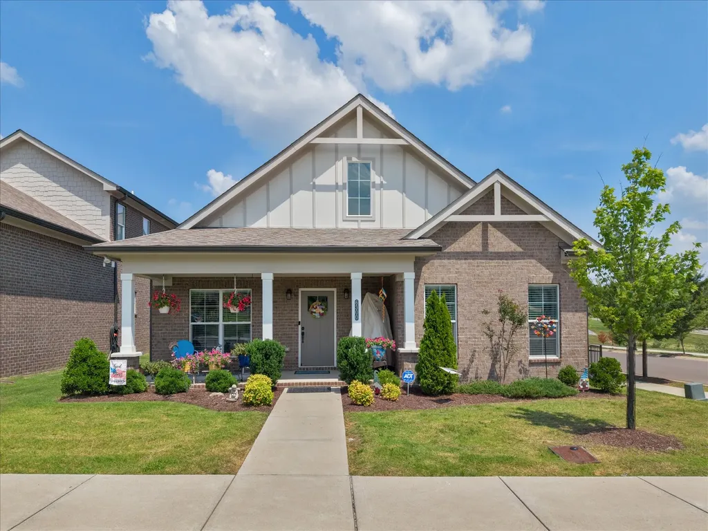 6300 York Drive Hermitage TN 37076