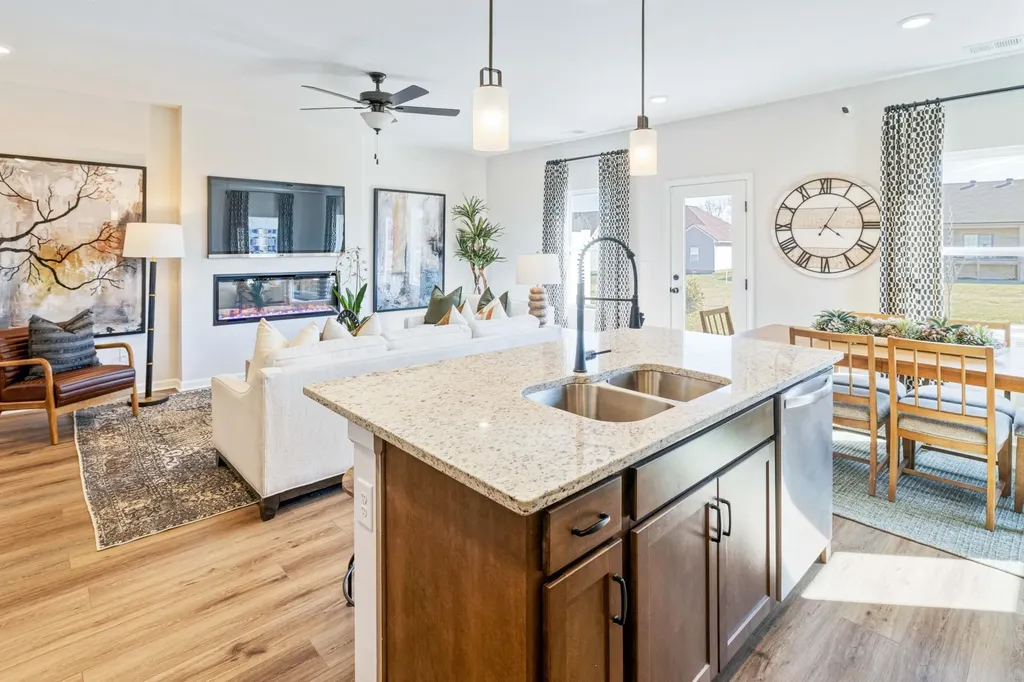 117 Yarrow Loop Clarksville TN 37043