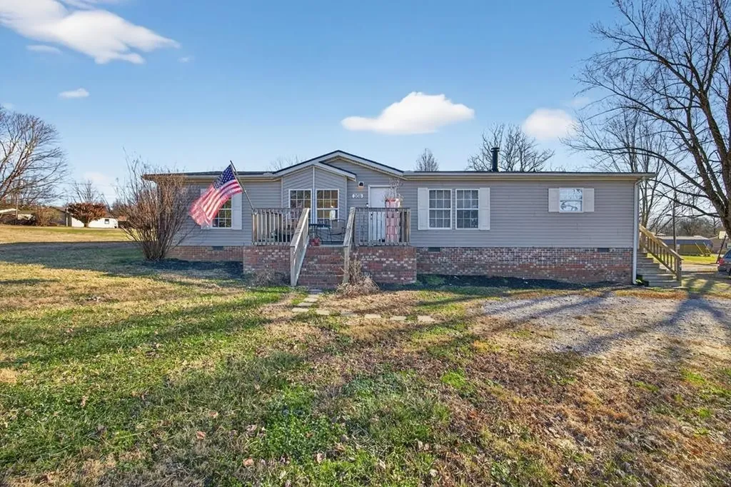 308 Allens Chapel Road Smithville TN 37166