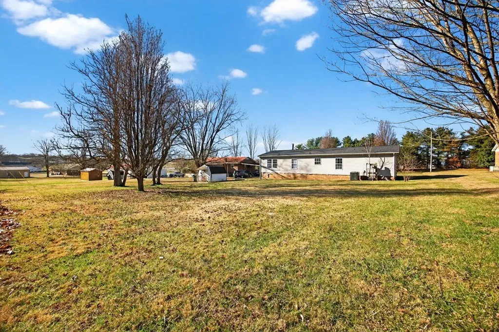 308 Allens Chapel Road Smithville TN 37166